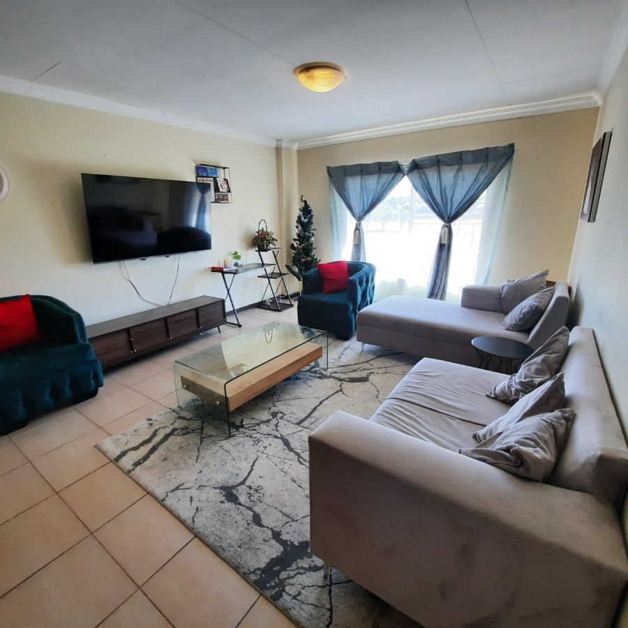 2 Bedroom Property for Sale in Pellissier Free State
